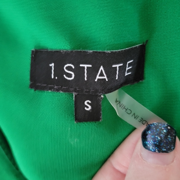 1. State Kelly Green V-neck ruffle sleeve blouse size small professional office - Picture 11 of 11